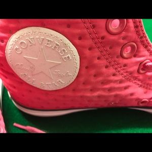 Converse high top